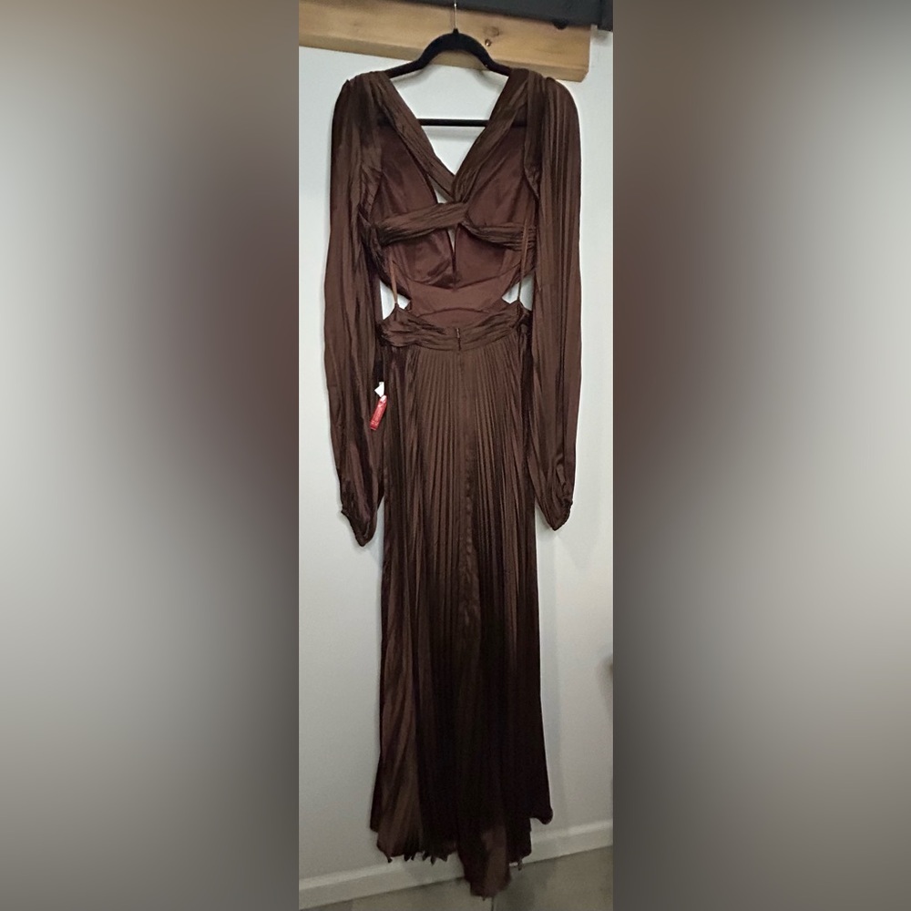 NWT Mac Duggal Brown Long Sleeve Pleated Cut-out Dress in Espresso - Picture 4 of 11